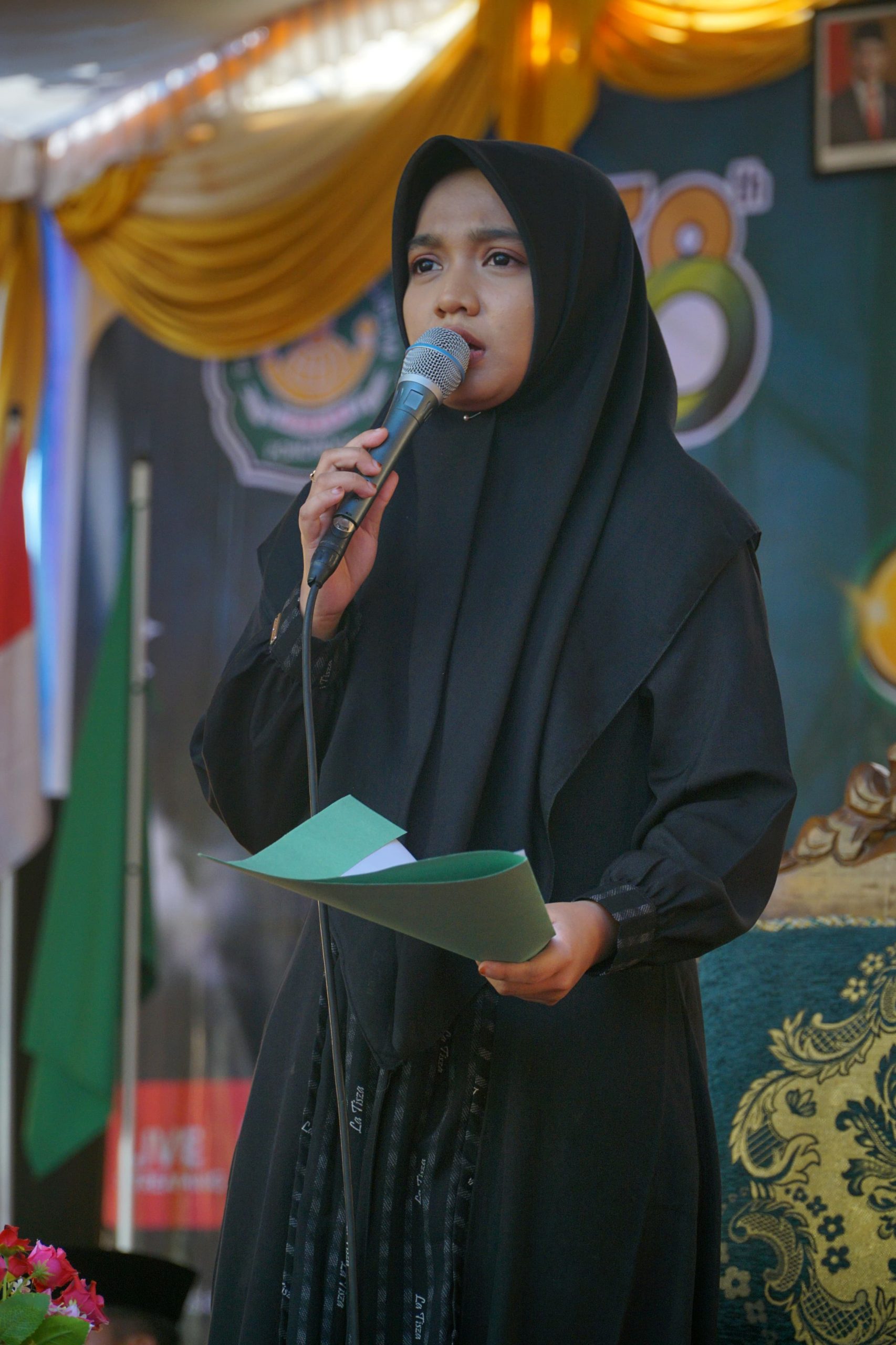 NING UMI LAILA SUKSES MENYEDOT ANTUSISME MASYARAKAT PONOROGO PADA PERINGATAN HARLAH KE-58 PP.AL ISLAM JORESAN