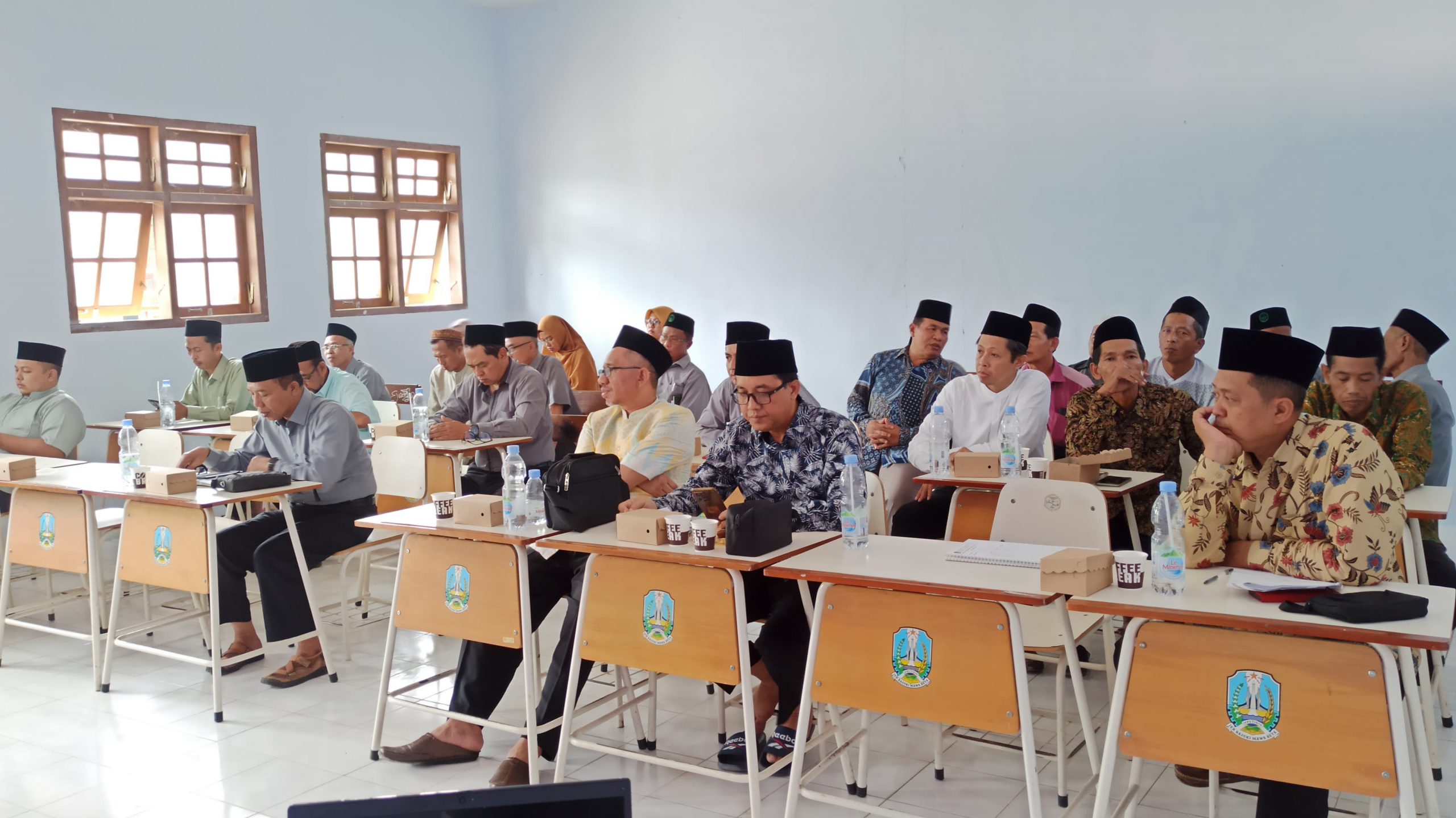 Rakor lintas sektoral Yayasan Al Islam Joresan menghadapi Tahun Ajaran baru 2024/2025.