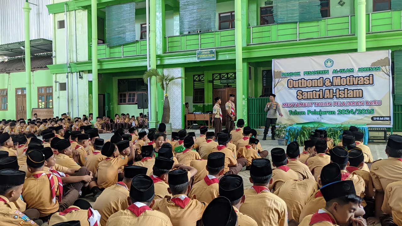 Kasatbimas Polres Ponorogo adakan Sosialisasi Etika berlalu lintas, Penyalahgunaan Narkoba dan Kenakalan Remaja Di Al Islam Joresan