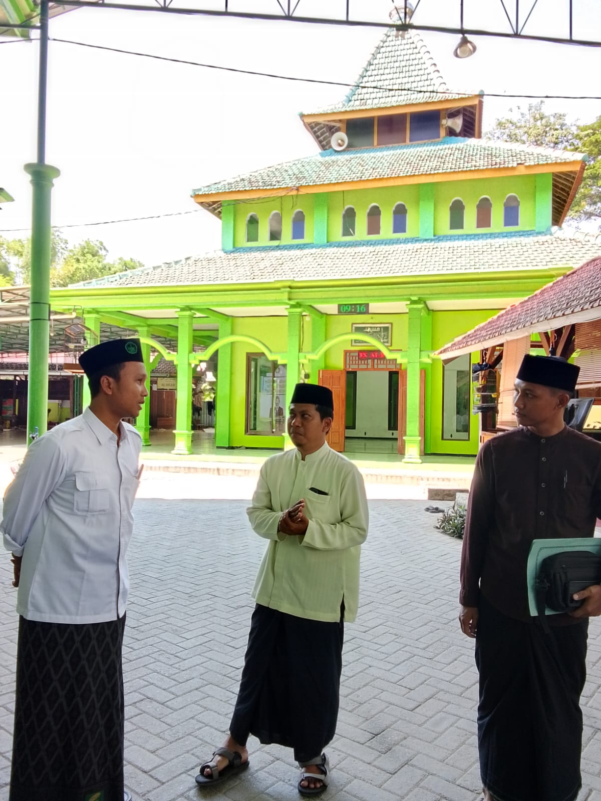 Supervisi Pesantren Layak Huni di Al Islam Joresan oleh Kemenag Ponorogo,Wujud Nyata Komitmen untuk Kenyamanan dan Keamanan Santri.